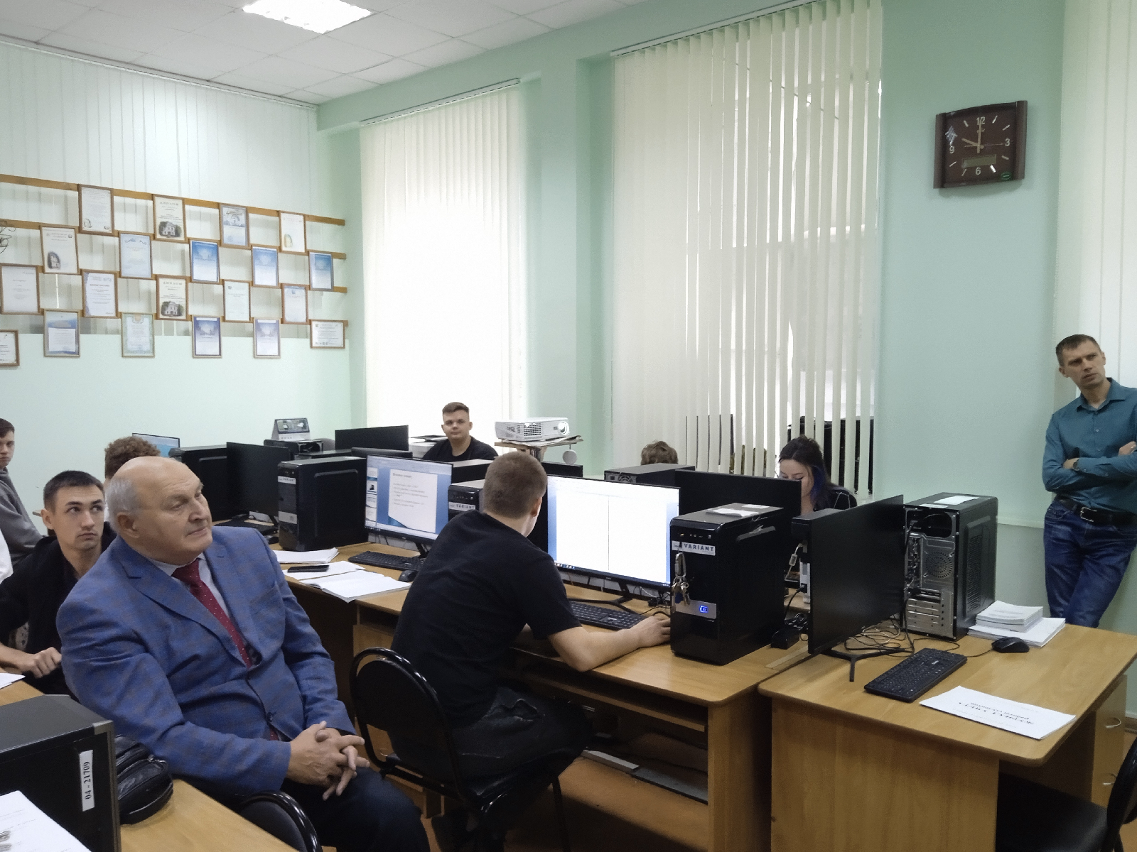 Студенты кафедры «ТОМ» выступили с докладами на секции «Металлообрабатывающие станки» конференции «Актуальные проблемы науки и образования» (АПНО-2025)